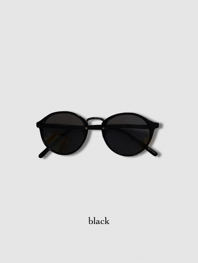 
                  
                    Boston sunglasses - brown
                  
                